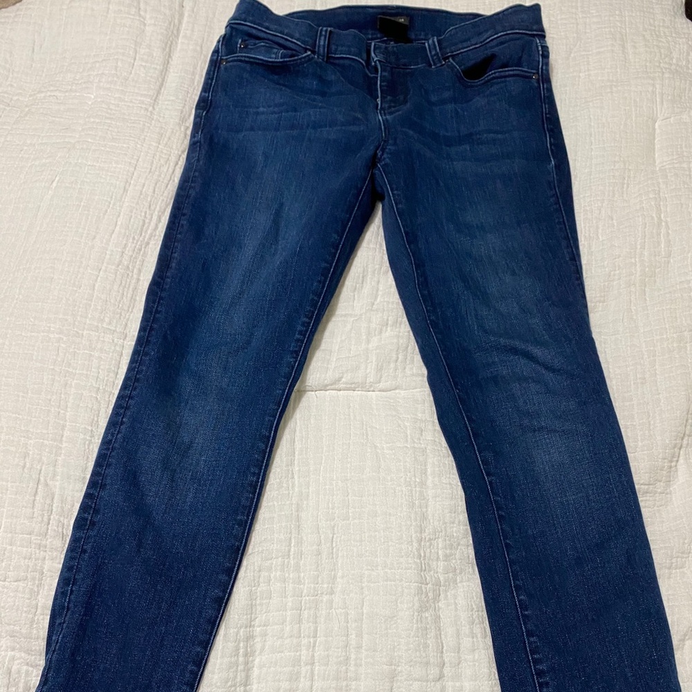Ann Taylor modern cut jeans